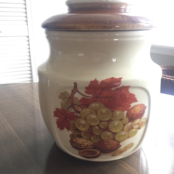 Vintage McCoy Fruit Festival Cookie Jar EUC - Picture 5 of 10